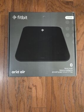 NWT Fitbit Aria Air Smart Scale